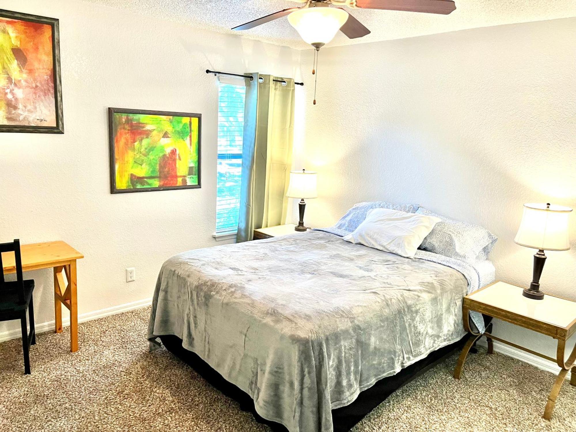 Daytona 2 Bed Apartment 10 Minutes To Beach With Balcony พอร์ตออเรนจ์ ภายนอก รูปภาพ