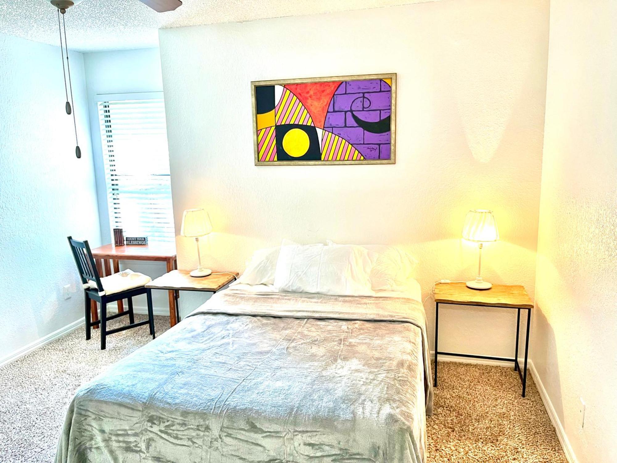 Daytona 2 Bed Apartment 10 Minutes To Beach With Balcony พอร์ตออเรนจ์ ภายนอก รูปภาพ