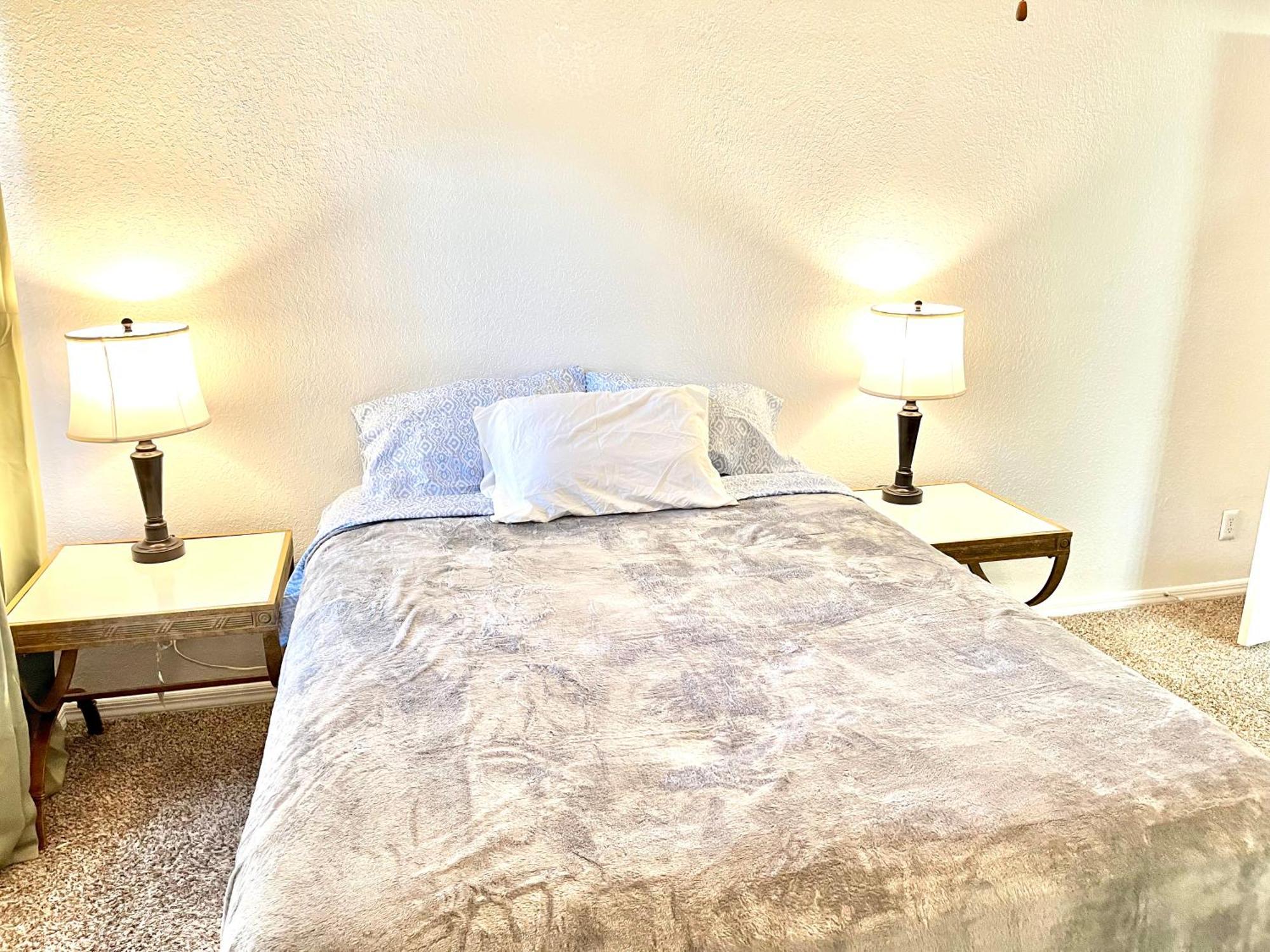 Daytona 2 Bed Apartment 10 Minutes To Beach With Balcony พอร์ตออเรนจ์ ภายนอก รูปภาพ