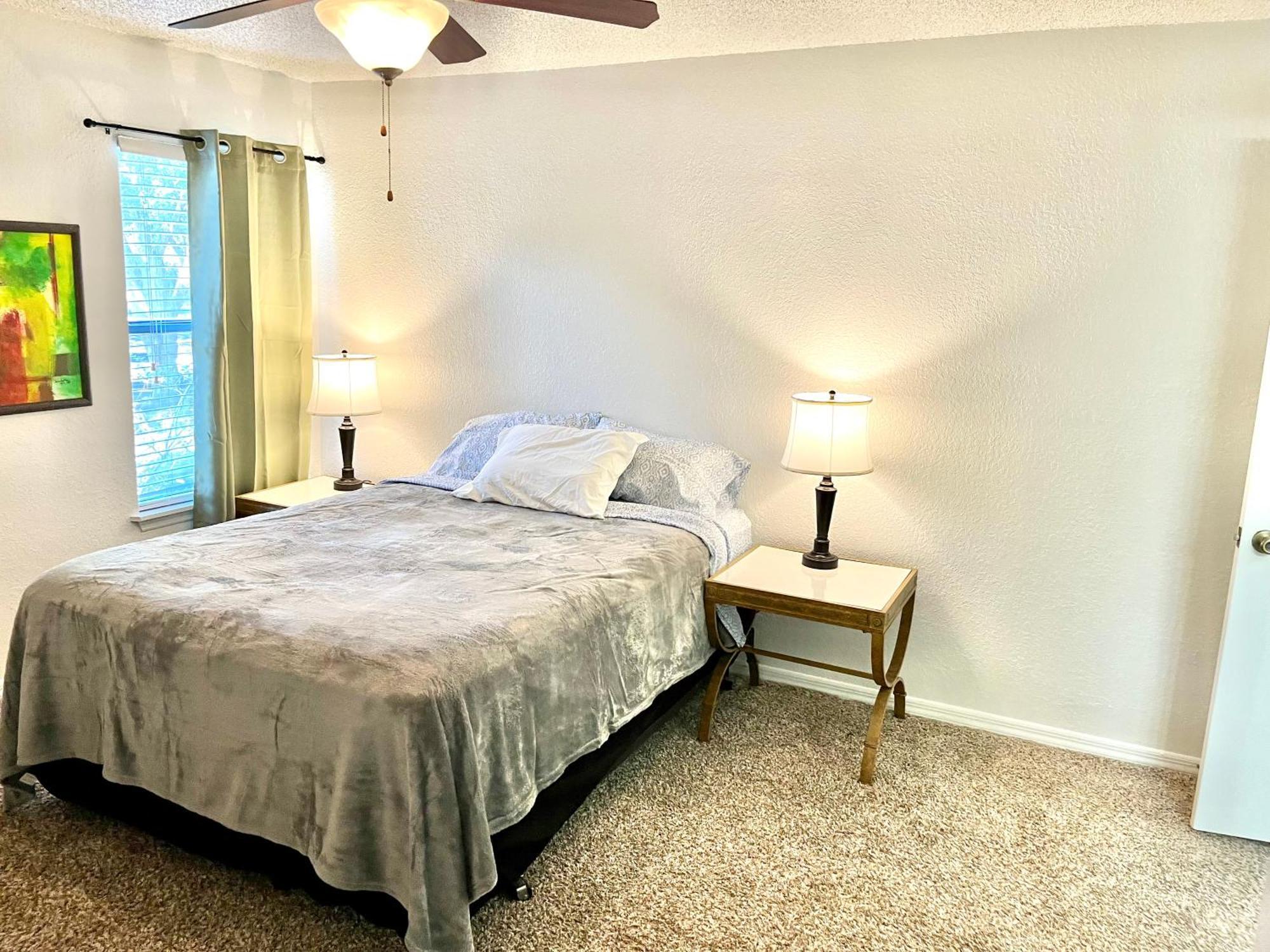 Daytona 2 Bed Apartment 10 Minutes To Beach With Balcony พอร์ตออเรนจ์ ภายนอก รูปภาพ