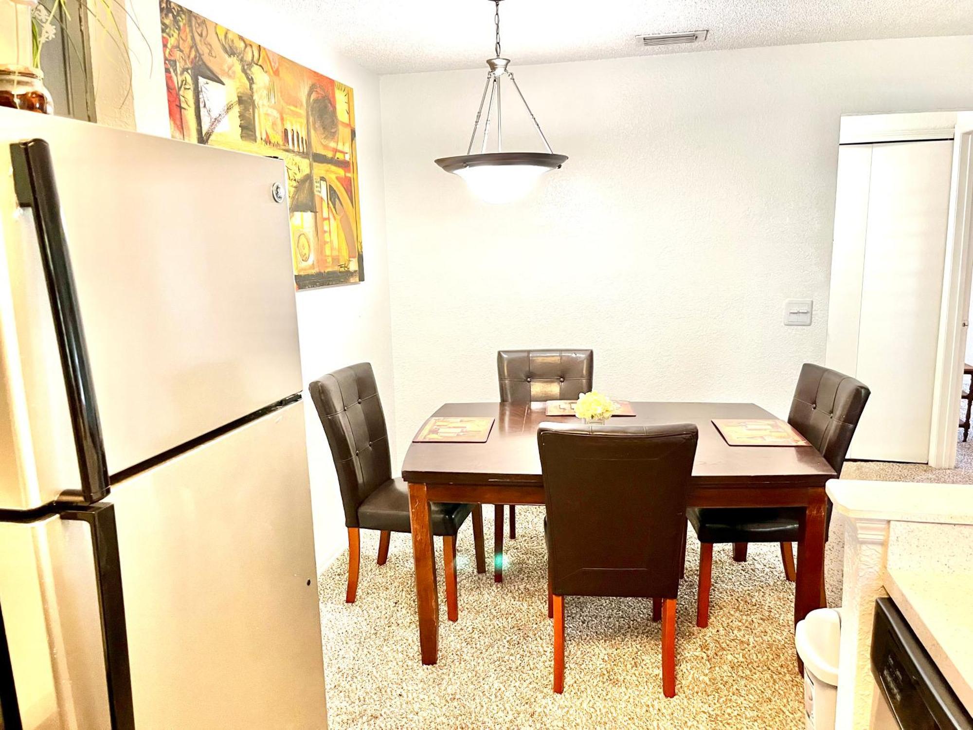 Daytona 2 Bed Apartment 10 Minutes To Beach With Balcony พอร์ตออเรนจ์ ภายนอก รูปภาพ