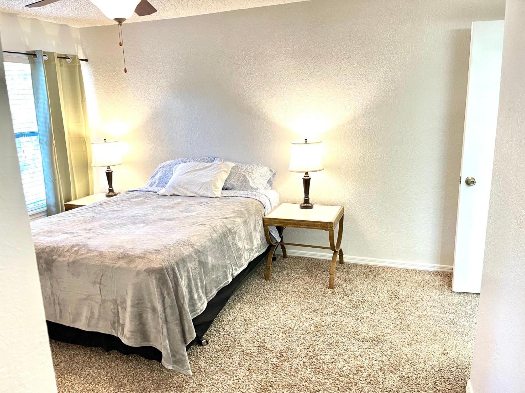 Daytona 2 Bed Apartment 10 Minutes To Beach With Balcony พอร์ตออเรนจ์ ภายนอก รูปภาพ