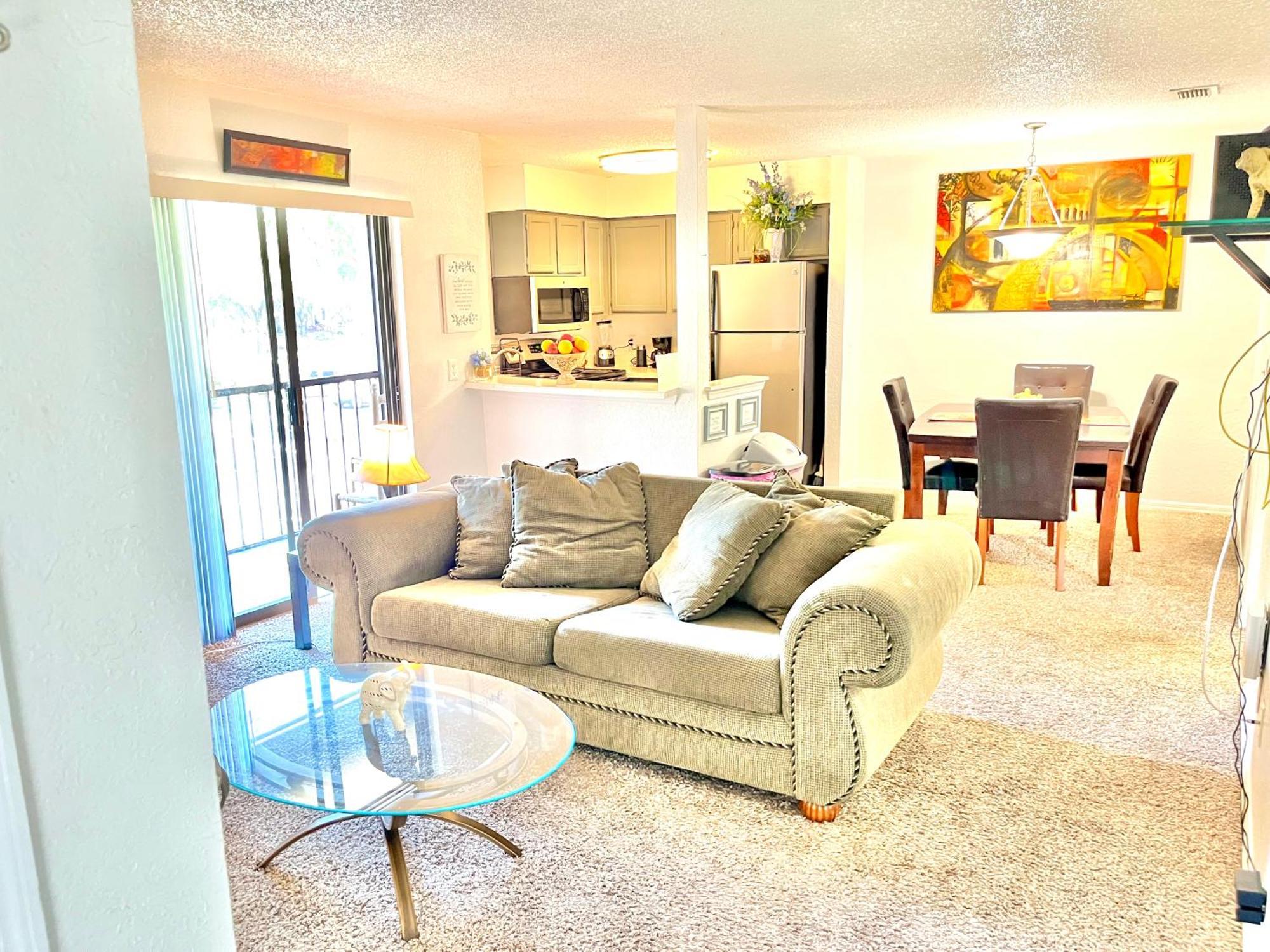Daytona 2 Bed Apartment 10 Minutes To Beach With Balcony พอร์ตออเรนจ์ ภายนอก รูปภาพ