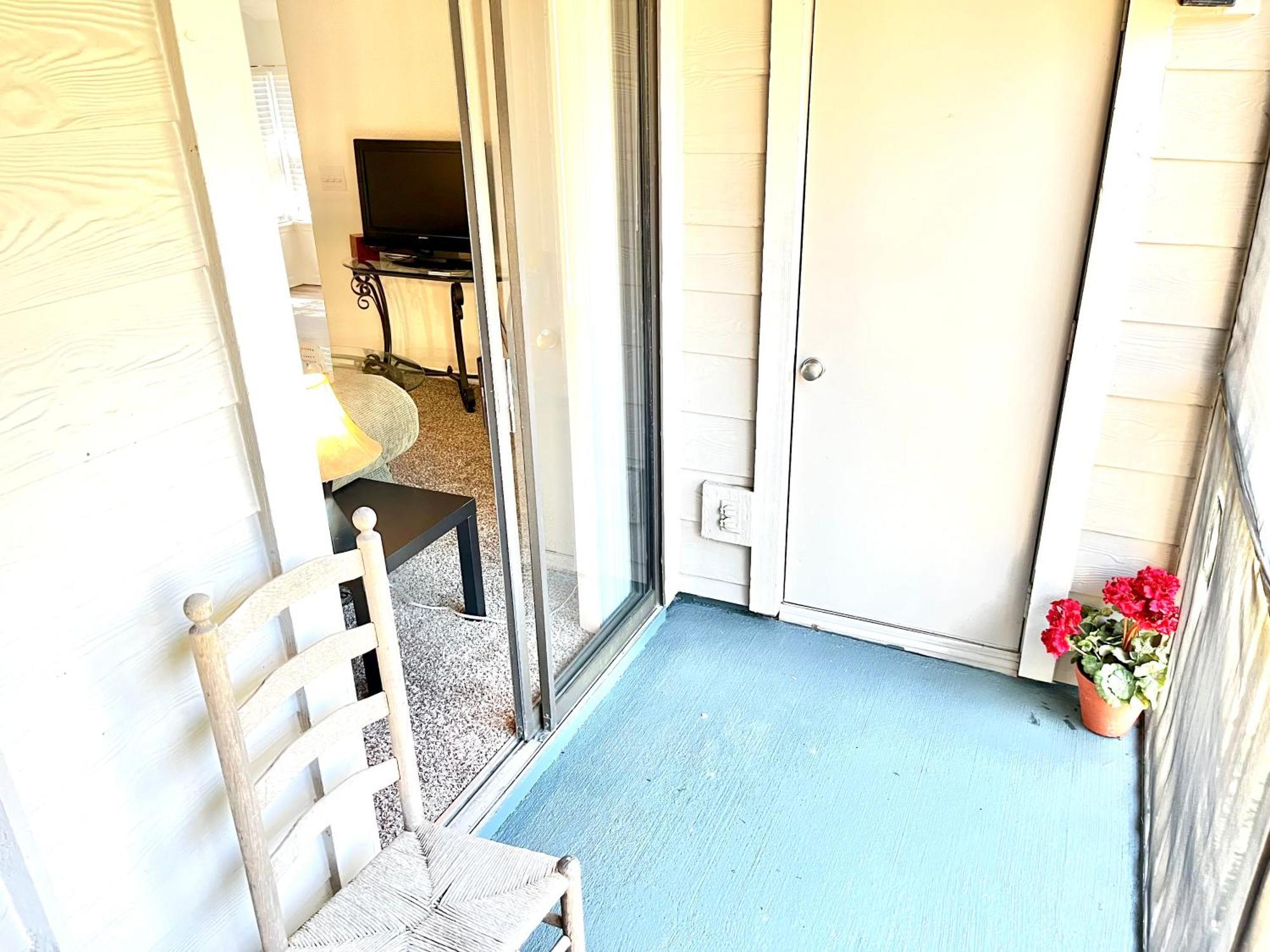 Daytona 2 Bed Apartment 10 Minutes To Beach With Balcony พอร์ตออเรนจ์ ภายนอก รูปภาพ