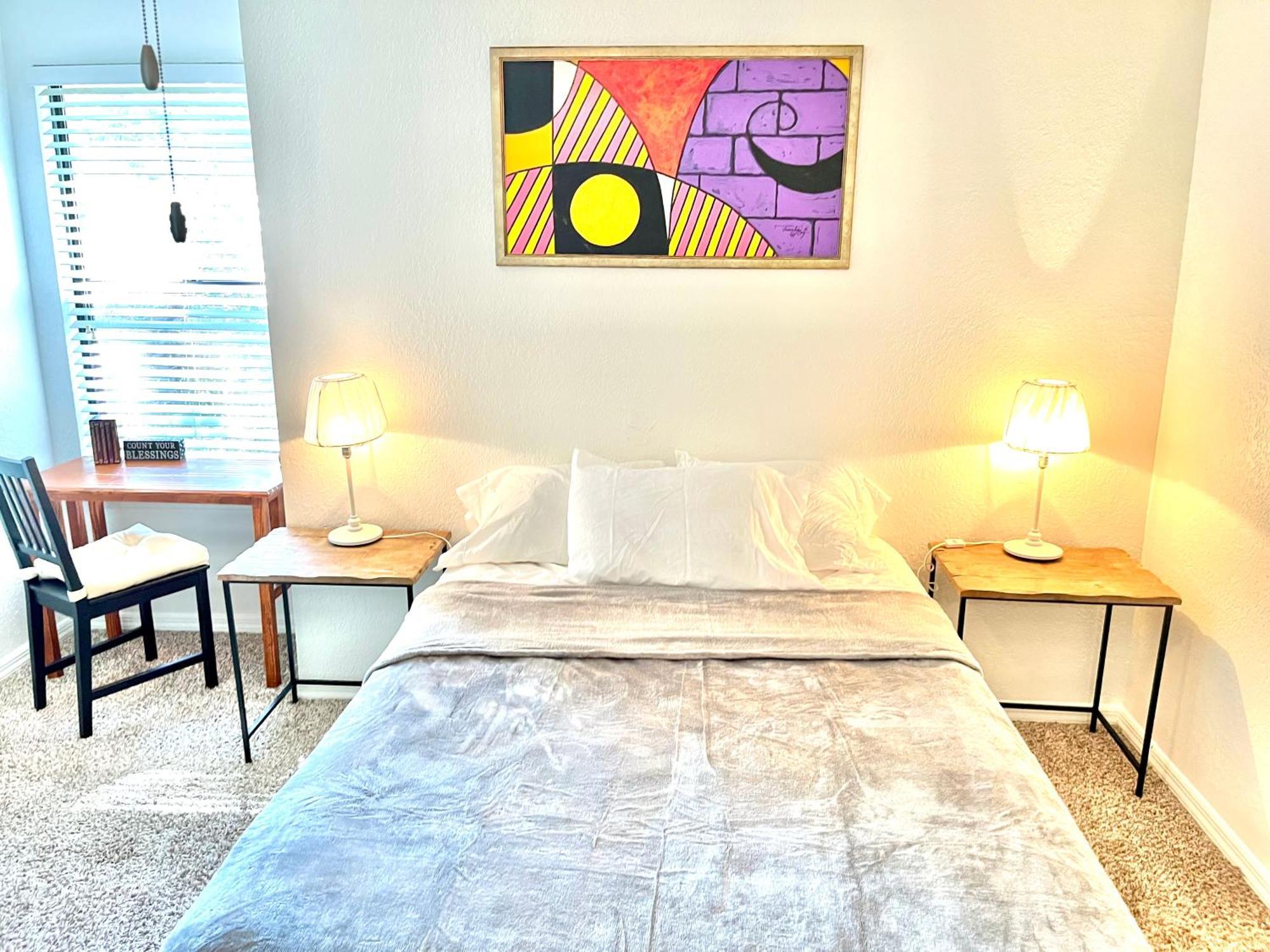 Daytona 2 Bed Apartment 10 Minutes To Beach With Balcony พอร์ตออเรนจ์ ภายนอก รูปภาพ